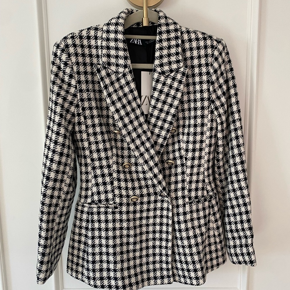 Zara Women's Houndstooth Jacket in Black and White